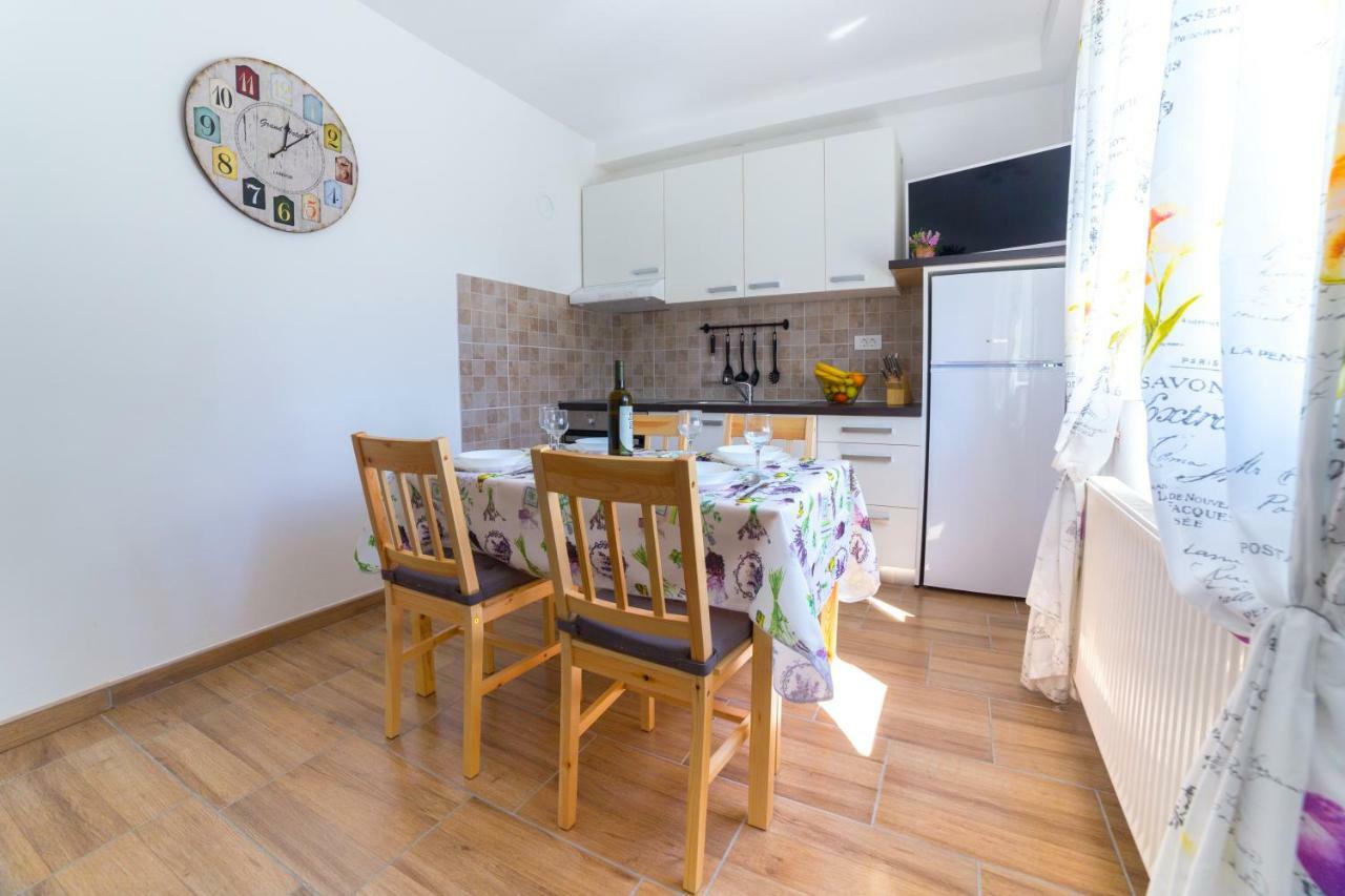 Apartments Raspolic Kastav Chambre photo